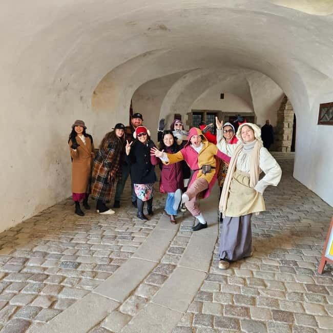 Full-Day Tour; Castle, Palace, Cathedral and Viking Ships - What the 9.5-hour schedule feels like