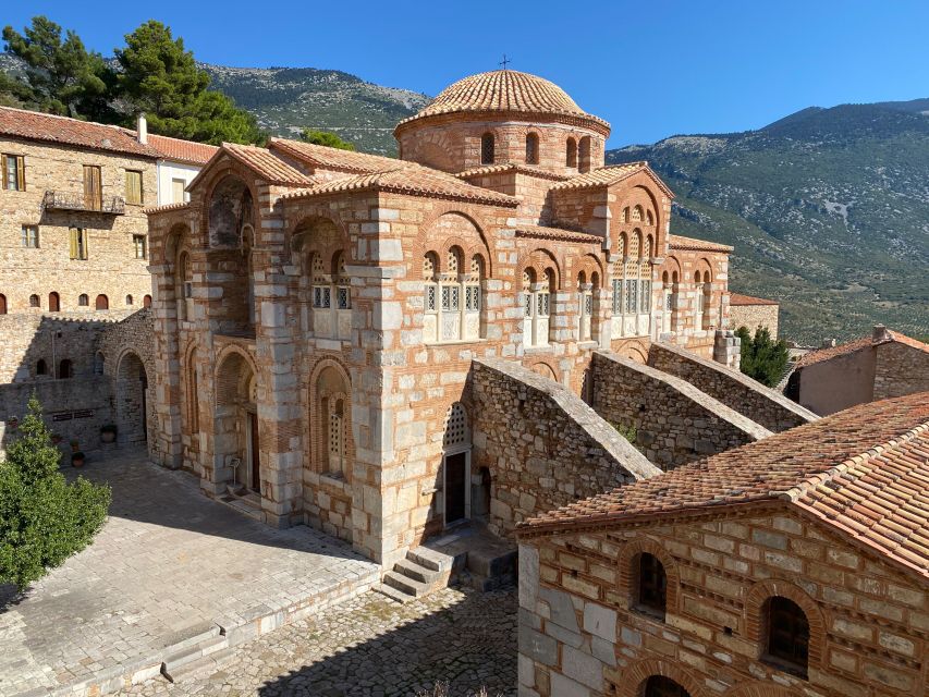 ''Full-Day Tour of Delphi-Monastery Hosios Loukas- Livadia'' - Why Delphi deserves the long ride from Athens
