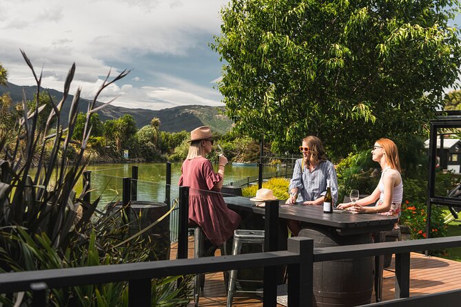 Full-Day Wine Tour from Blenheim - A small group with a relaxed pace