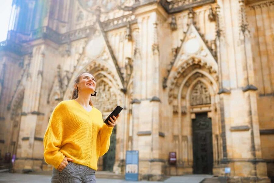 Get&Go:Prague Castle Ticket & E-Guide with Discount Vouchers - Start with St. Vitus Cathedral