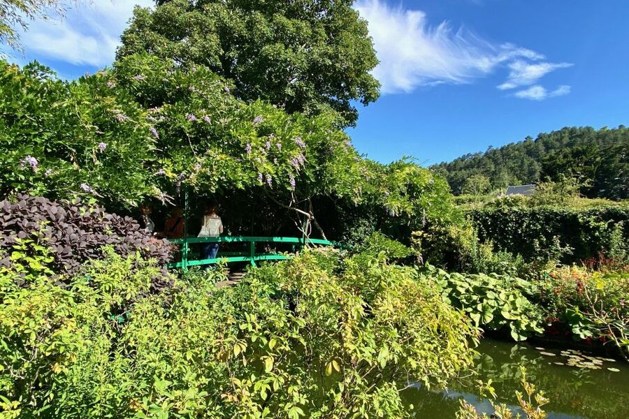 Giverny Versailles Trianon Small Group by Minivan from Paris - The Palace of Versailles from 2 to 3:30 p.m.