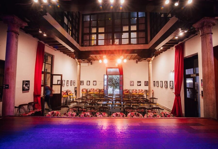 Granada: 1-Hour Traditional Flamenco Show at Palacio - How the $18 price holds up
