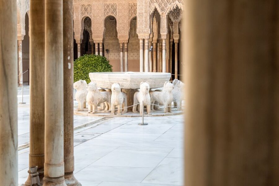 Granada: 3-Hour Alhambra and Generalife Gardens Guided Tour - How three hours feels on site