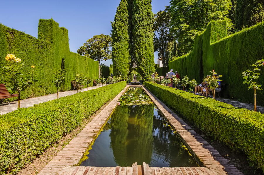 Granada: Alhambra and Nasrid Palaces Entry Ticket - Palace of Charles V and the Mosque Baths
