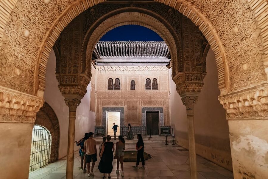 Granada: Alhambra and Nasrid Palaces Guided Tour at Night - Is $64 a fair price?