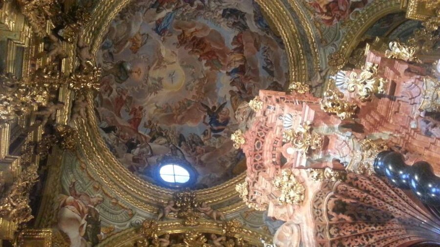 Granada: Alhambra, Cathedral & Royal Chapel Tour w/ Tickets - The break before the Alhambra