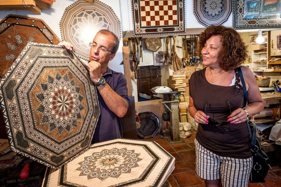 Granada: Alhambra Complex Guided Tour Options - What the $40 price gets you