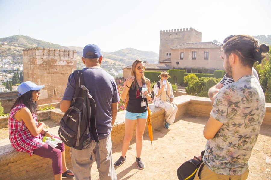 Granada: Alhambra Complex Guided Tour with Ticket - The Alcazaba and the old military quarter