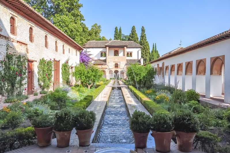 Granada: Alhambra Gardens and Generalife Ticket - Generalife, where water and shade do most of the work