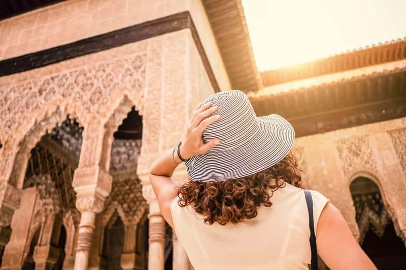 Granada: Alhambra & Gardens Tour w/Nasrid Palaces Option - Key points to know before booking
