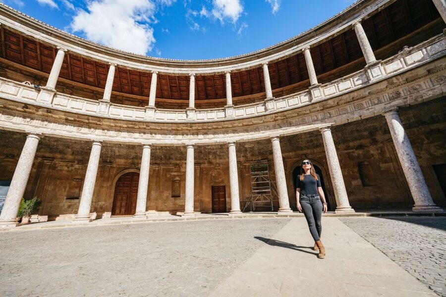 Granada: Alhambra Guided Tour with Nasrid Palaces & Gardens - Why a guided Alhambra visit earns its place in Granada