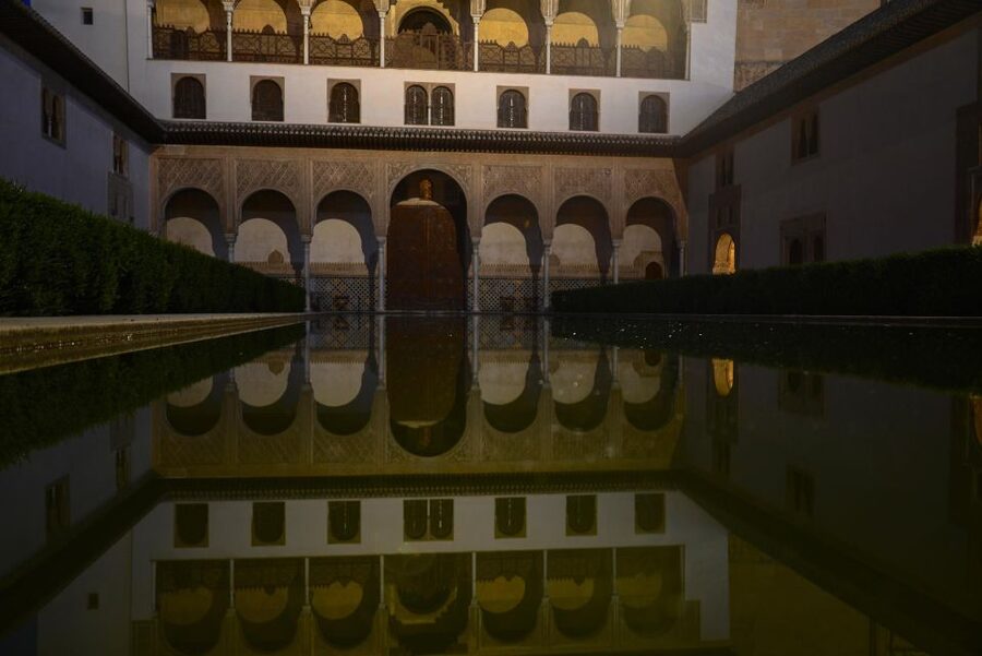 Granada: Alhambra Night Visit Entry Ticket - Is this a good choice for you?