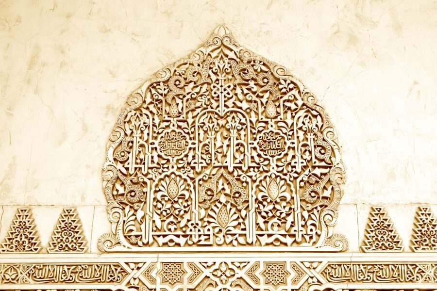 Granada: Alhambra Small Group Tour with Nasrid Palaces - Carlos V Palace: a sharp change in style
