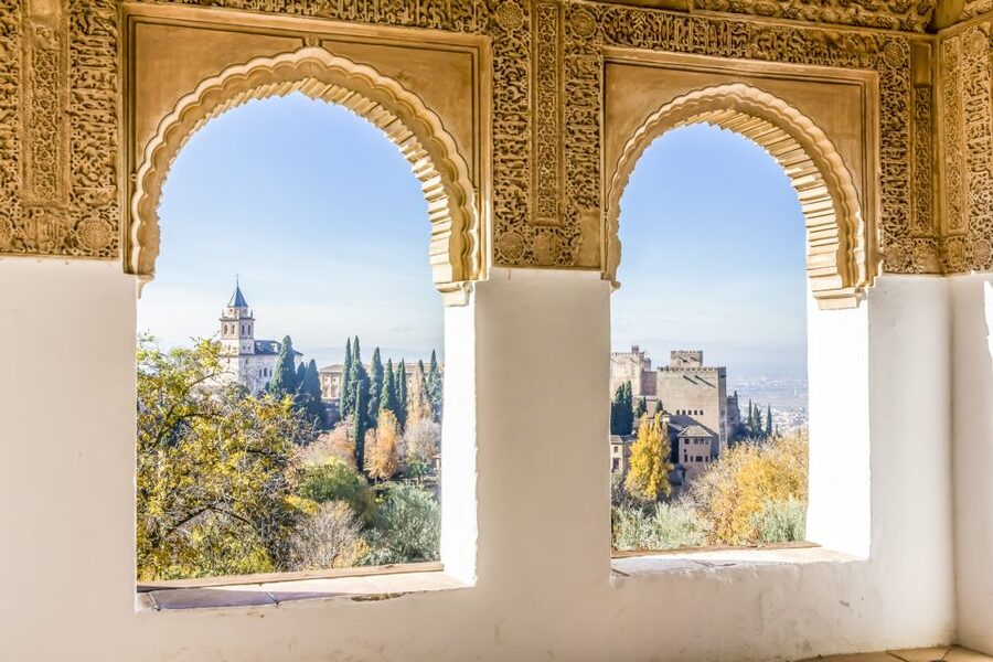 Granada: Alhambra Small Group Tour with Nasrid Palaces - The Alcazaba: towers, walls, and wide views