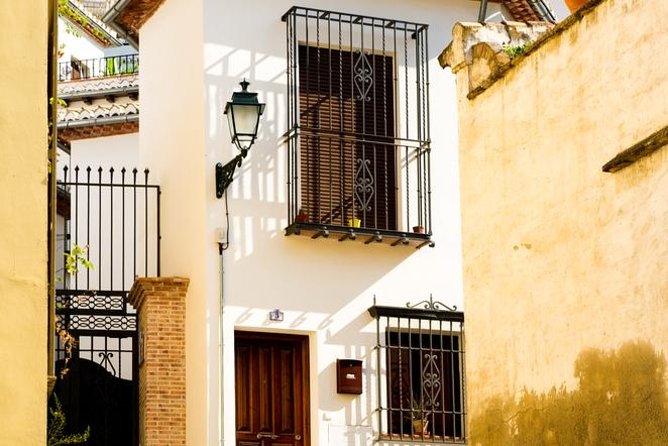 Granada Day Trip with Alhambra and Albaicin Tour from Seville - FAQ