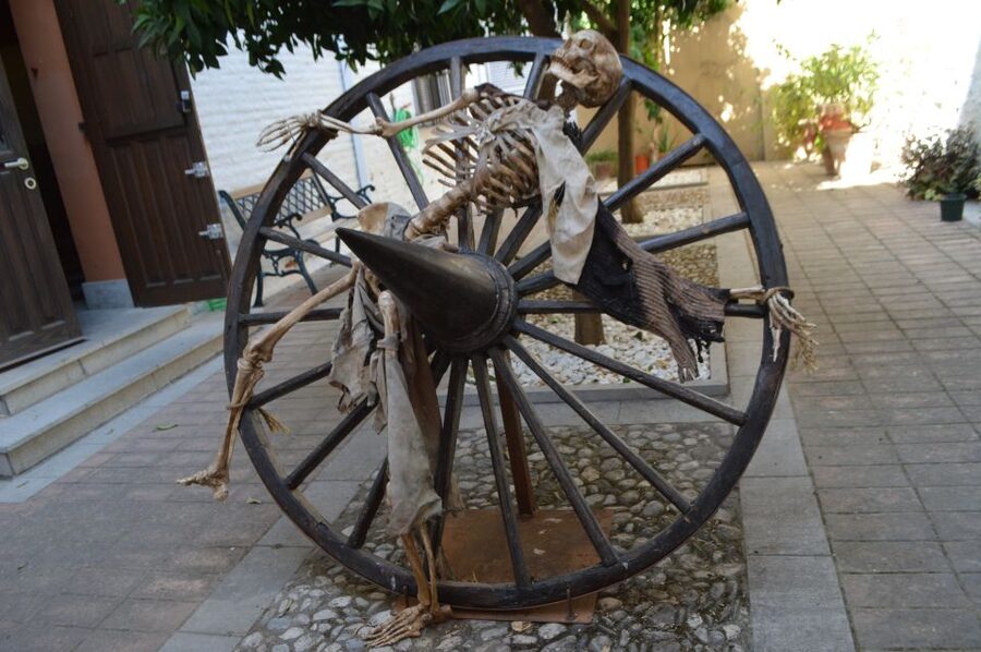 Granada: Palacio de los Olvidados and Torture Exhibition - How long the visit really takes