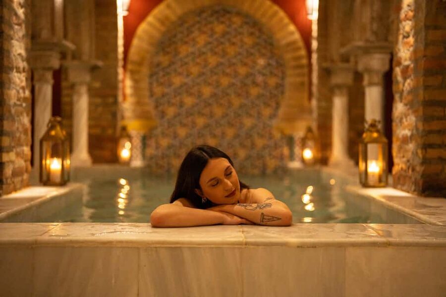 Granada: Traditional Bath in the Nasrid Palace Hammam - A Granada bath ritual five minutes from the Cathedral