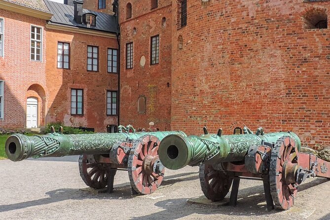 Grand Castle Tour Drottningholm and Gripsholm (private service) - The private car is the practical advantage