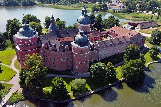 Grand Castle Tour Drottningholm and Gripsholm (private service) - What the Stockholm portion adds