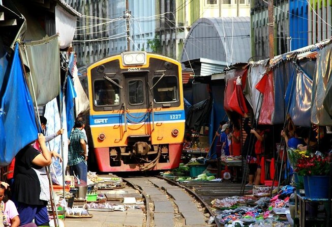 Grand Palace, Damnoen Floating Market & Maeklong Railway Market Tour – Full Day - Key points at a glance