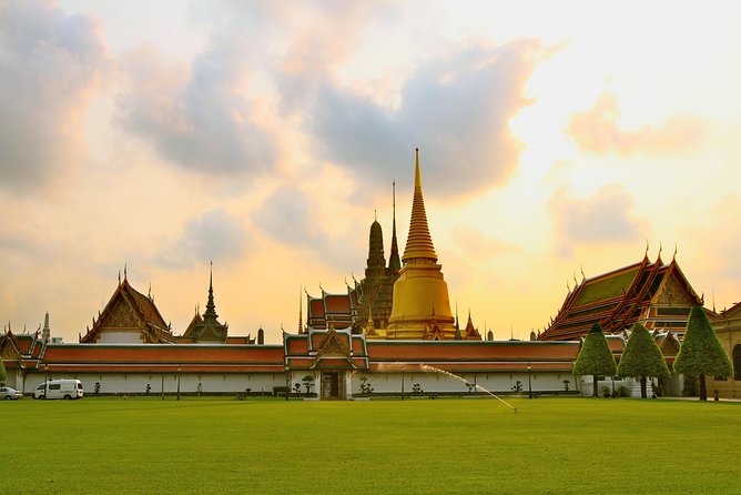 Grand Palace Glory and Emerald Buddha : Half-Day Tour in Bangkok - The Grand Palace visit, from pickup to the royal compound