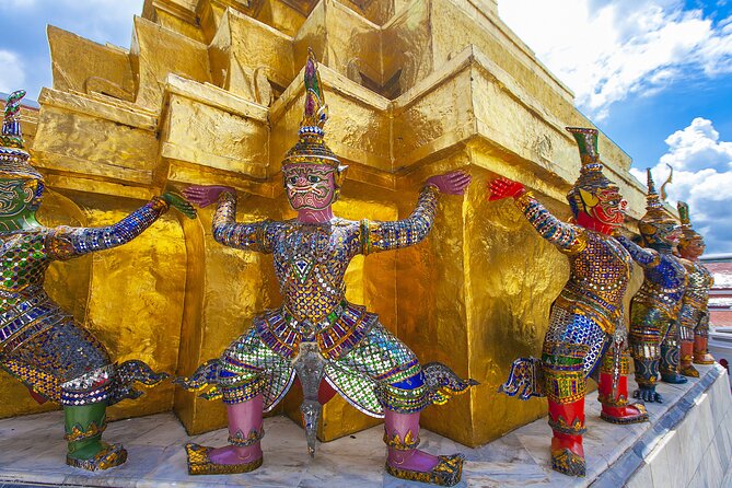 Grand Palace Self-Guided Walking Tour (entry not incl.) - Practical setup before you leave for the palace