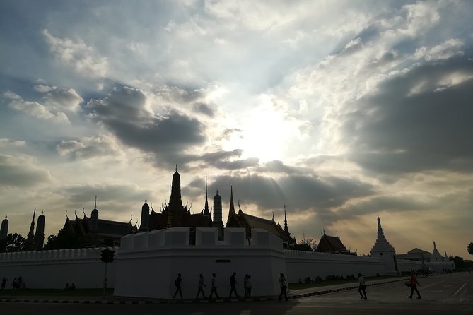 Grand Palace & Temples of Bangkok - Wat Pho brings the Reclining Buddha close
