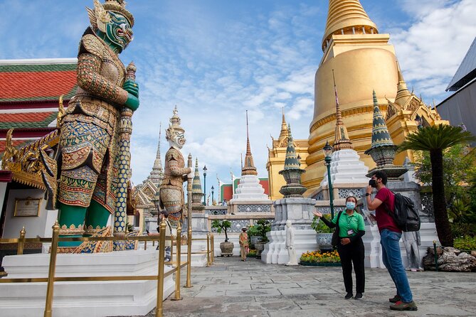 Grand Palace & Wat Arun Immersive Guided Walking Tour 3-Hour - Starting at Wat Phra Kaew, Bangkok’s sacred centerpiece