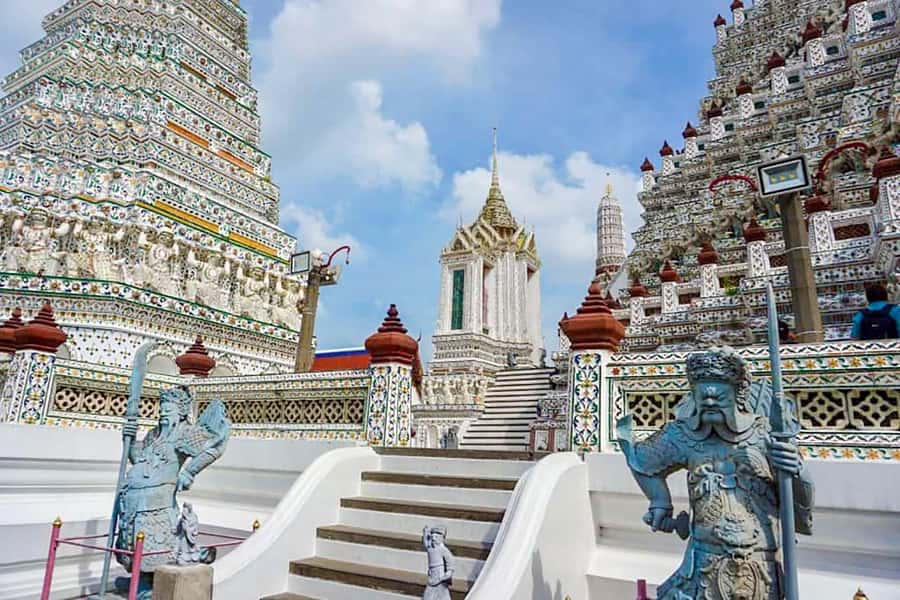 Grand Palace, Wat Pho, and Wat Arun: Guided Tour in Spanish - How the five-hour schedule feels