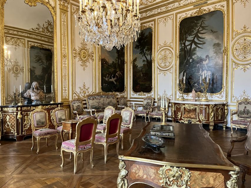 Great Stables of Prince de Conde & Palace Chantilly - The Great Stables and Living Museum of the Horse
