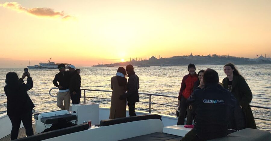 Guided Dolmabahce Palace Tour with Bosphorus Sunset Cruise - Why this palace-and-cruise pairing works