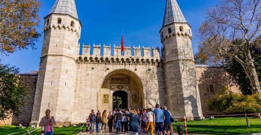 Guided Half-Day Istanbul Tour: Topkapi & Grand Bazaar - The Harem, the palace’s most valuable stop