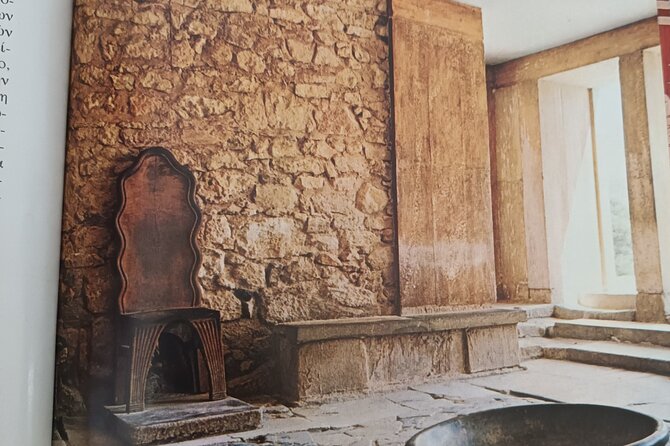 Guided Tour in Knossos Palace - The Audio Equipment and Listening Experience