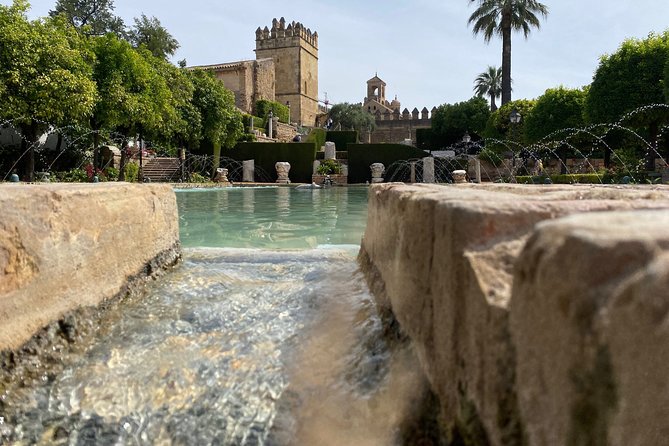 Guided tour of the Alcazar de los Reyes Cristianos in Spanish - Is $24.57 a fair price?