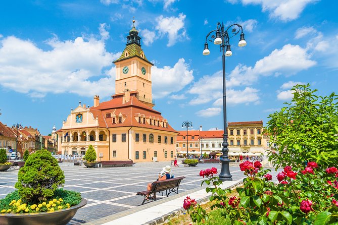 Guided Tour to Dracula Castle, Peles Castle and Brasov - Who should book this experience