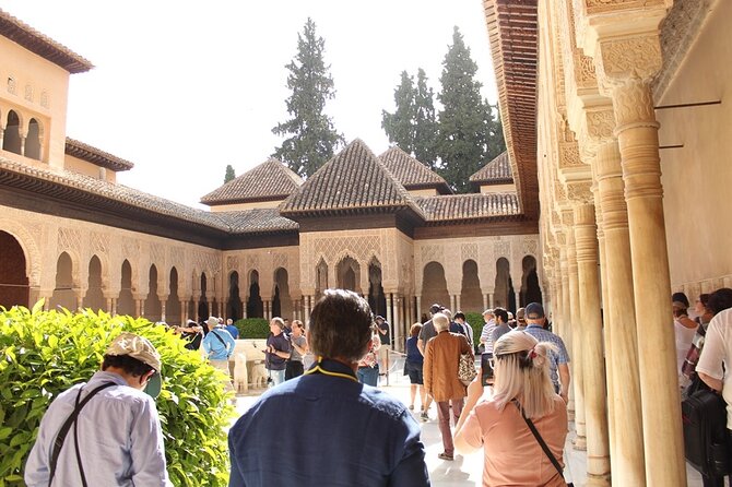 Guided visit to the Alhambra, Nasrid Palaces and Generalife - Why this three-hour Alhambra route works