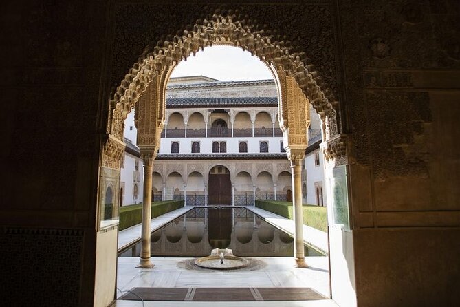 Guided Walking Tour of the Alhambra in Granada - Starting at the Alhambra hilltop