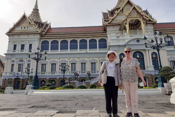 Half Day Private-Grand Palace and Temples of Bangkok Guided Tour - Dress, timing, and practical preparation