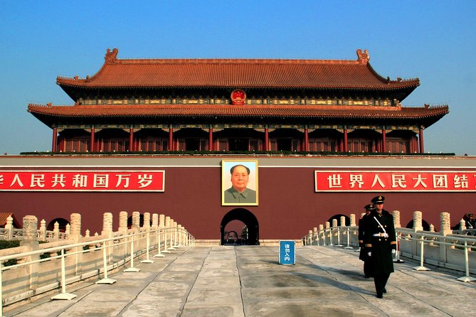 Half Day Walking Tour to Tiananmen Square and Forbidden City - Entering the Forbidden City