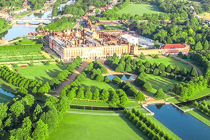 Hampton Court Guided Tour. Full day Access & High Tea - Sixty acres of gardens and palace grounds