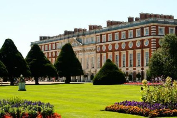 Hampton Court Palace Private Tour - Secrets of Henry VIII - Key points to know before booking