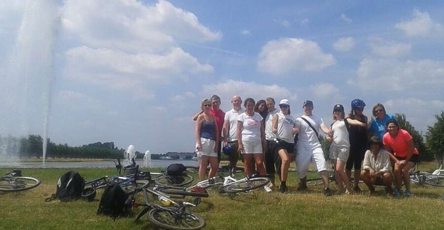 Hampton Court Palace: River Thames Bike Tour - Key points to know before booking