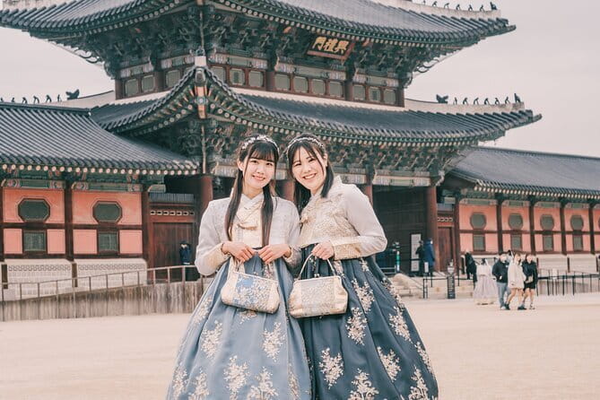Hanbok Photoshoot and History Tour at Gyeongbokgung Palace - Getting dressed near Gyeongbokgung Station