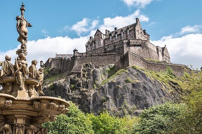 Harry Potter Edinburgh Top Sights Tour with Holyrood Palace - Edinburgh Castle Views and Victoria Street