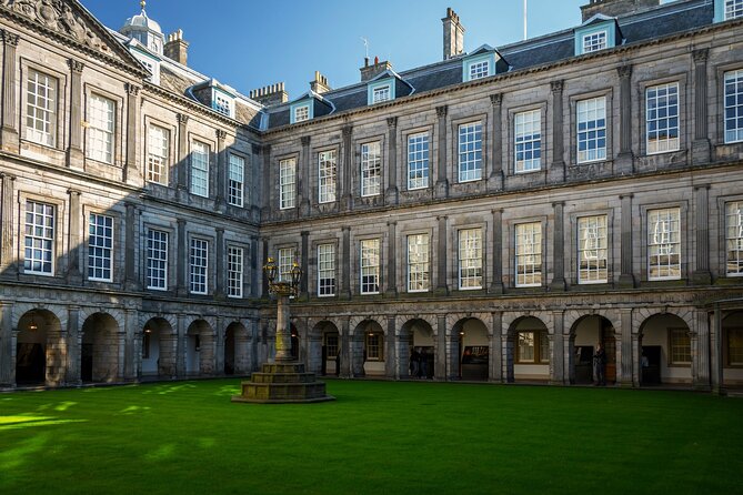 Harry Potter Edinburgh Top Sights Tour with Holyrood Palace - Starting on the Royal Mile Near Tron Kirk
