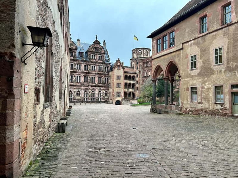 Heidelberg: Discover Heidelberg Castle – experience history up close - Starting beside the Virgin Mary statue