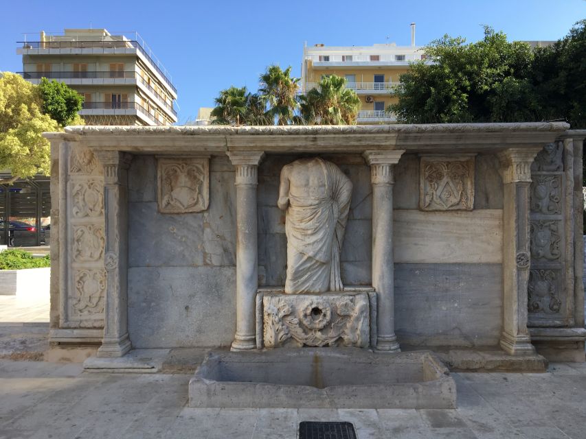 Heraklion: Guided Tour of the City and Knossos Palace Ticket - Walking from Venetian walls to the Central Market