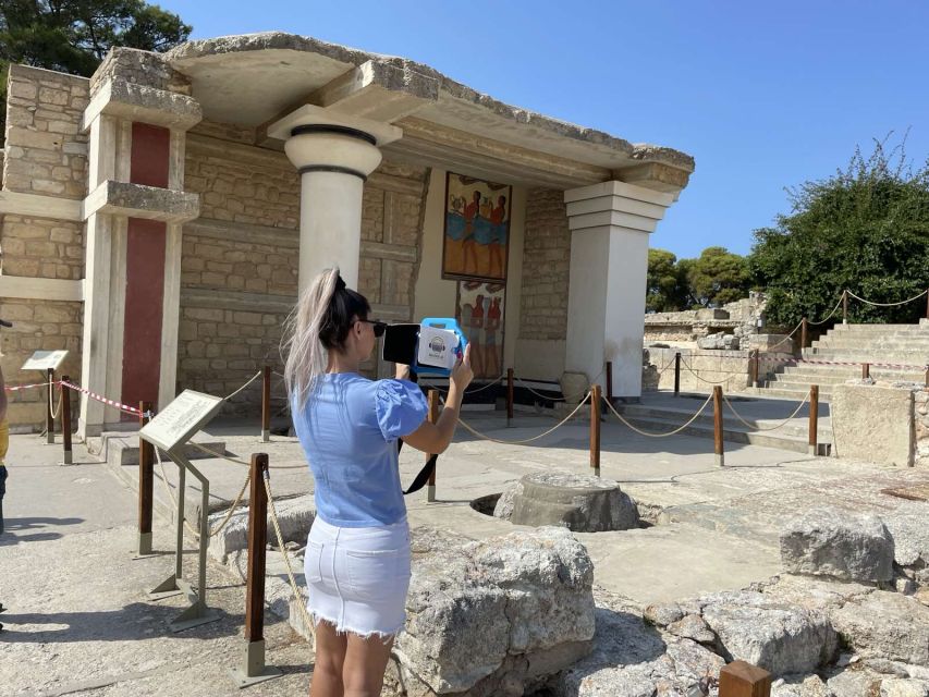Heraklion: Palace of Knossos 3D Virtual Audio Tour by Tablet - Who will get the most from this Knossos tour