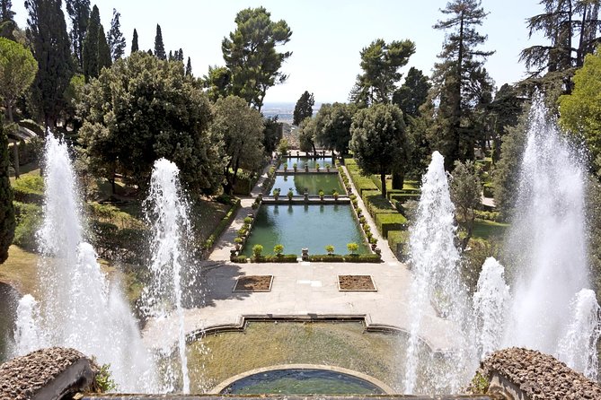 Heritage Site: Villa d'Este and Hadrian's Villa in Tivoli Tour from Rome - The guide can make or break the ruins