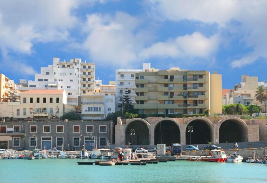 Ierapetra: Knossos Palace and Heraklion Guided City Tour - What the $75 price covers